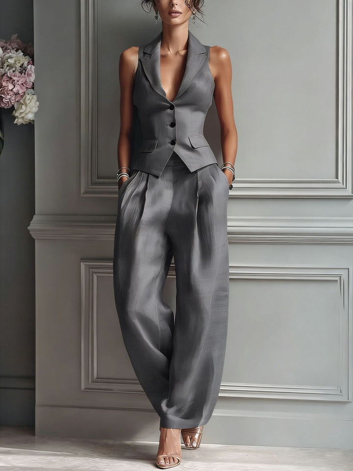 Completo donna due pezzi con scollo a V e bottoni