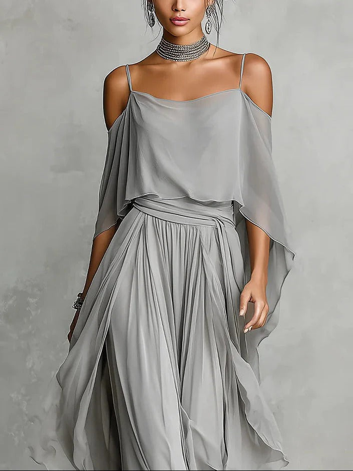Isabela | Set grigio fluido con top a spaghetto e pantaloni leggeri